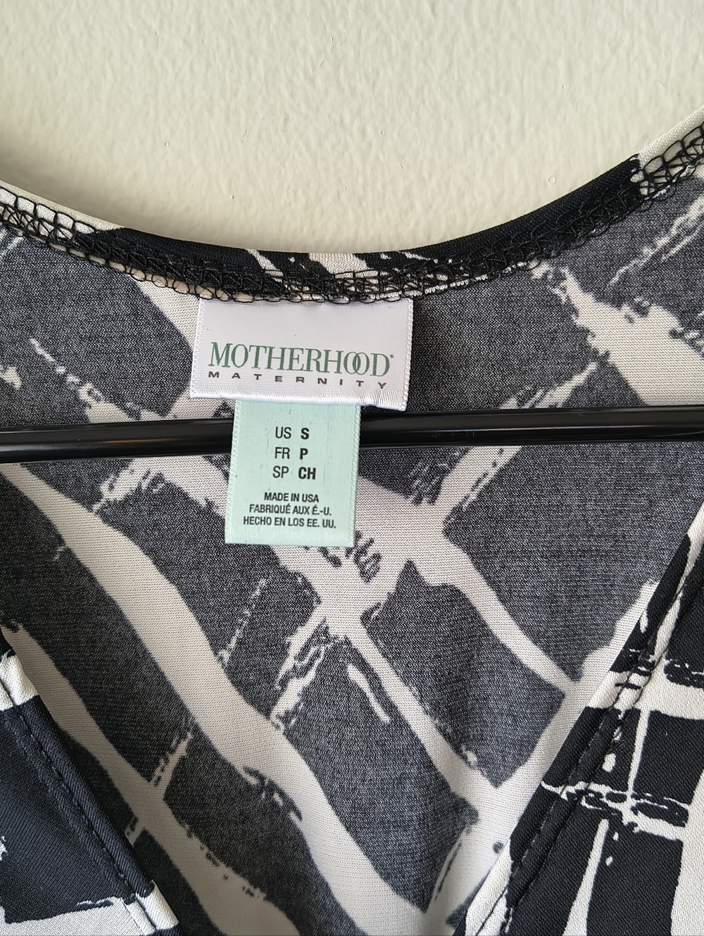 Motherhood Maternity Dress  Black Cream Stretch Comfy Flowy Professional - Picture 4 of 7